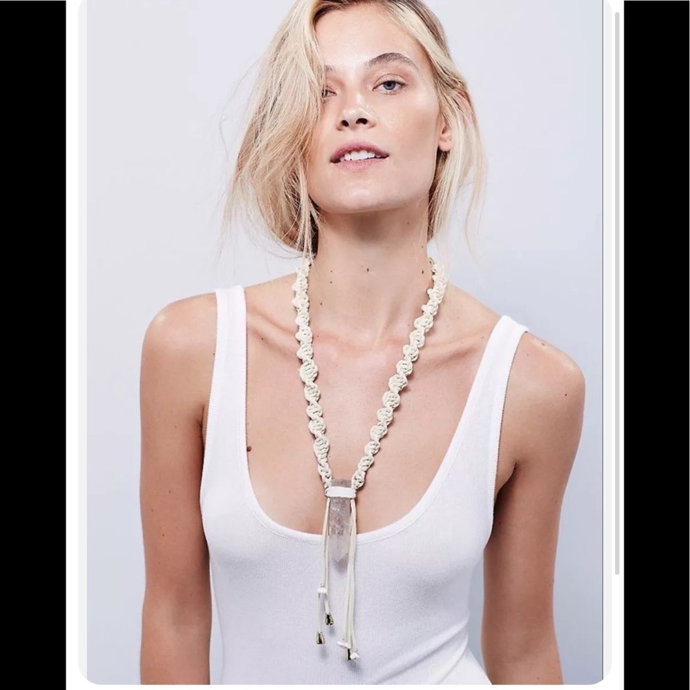 Free People White Crystal Mountain Stone Pendant Necklace